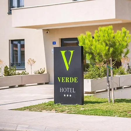 Verde 3*